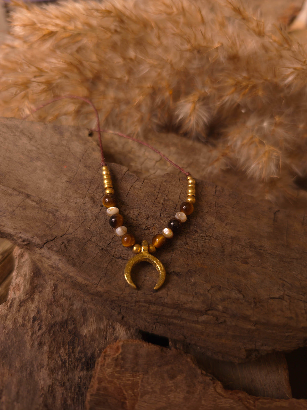 Sunrise - Necklace with Shells and Tiger's Eye
