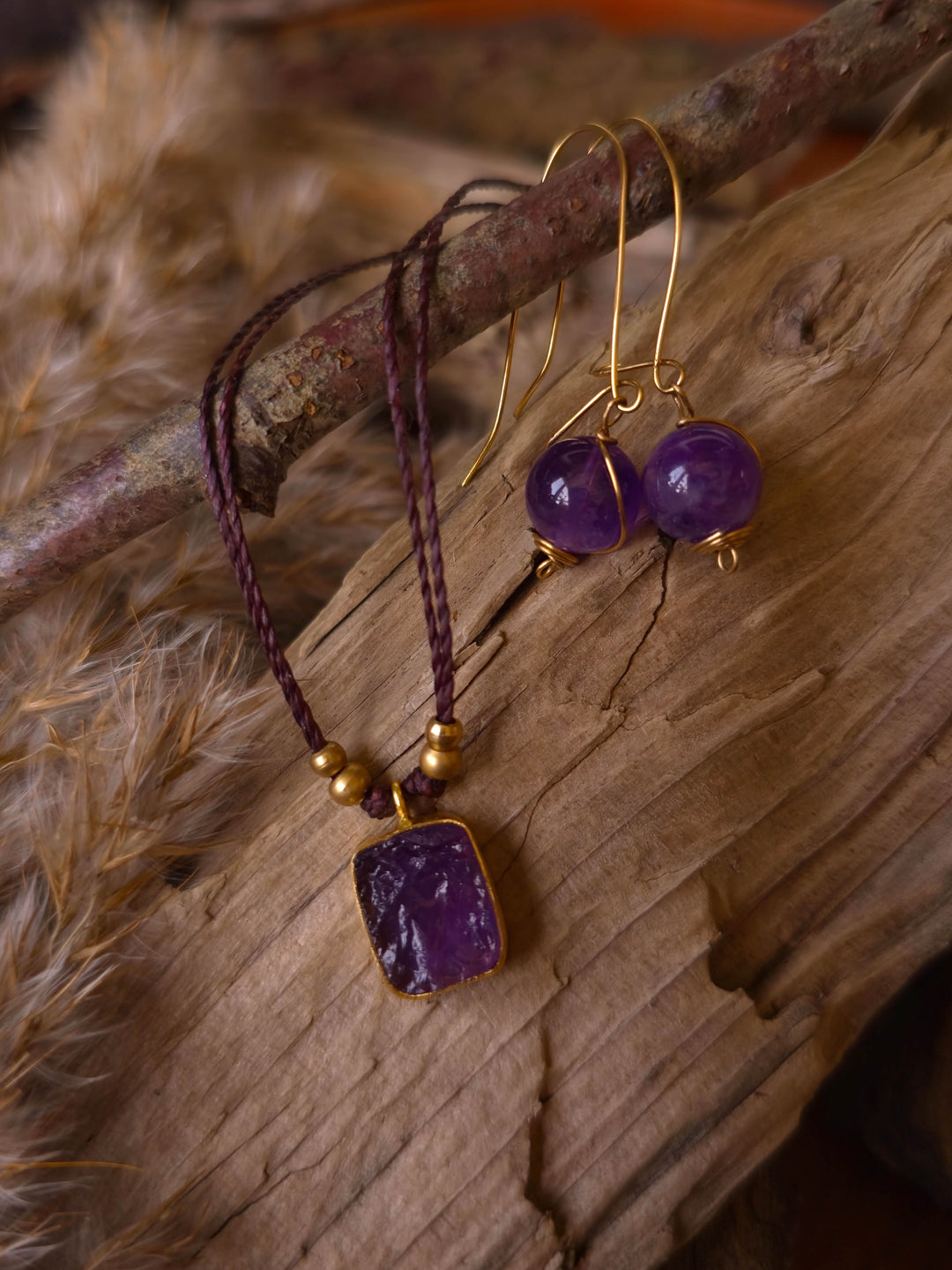 Purple Alchemy - Raw Amethyst Necklace, Goldplated