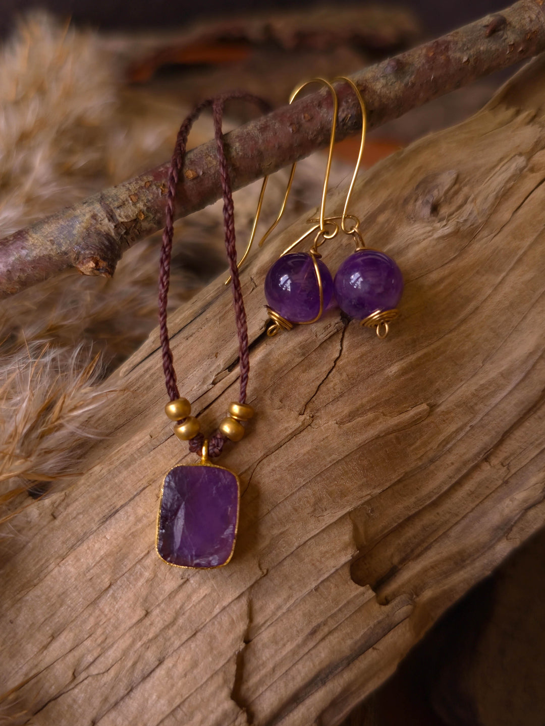 Purple Alchemy - Raw Amethyst Necklace, Goldplated