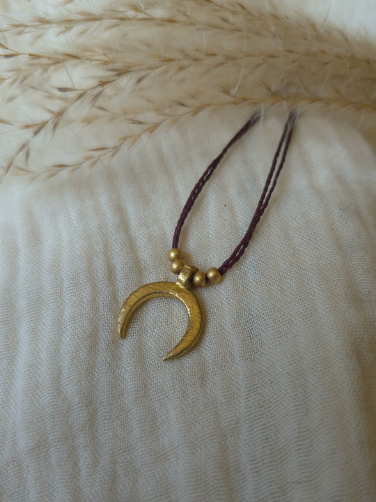 Celestia - Crescent Moon Necklace