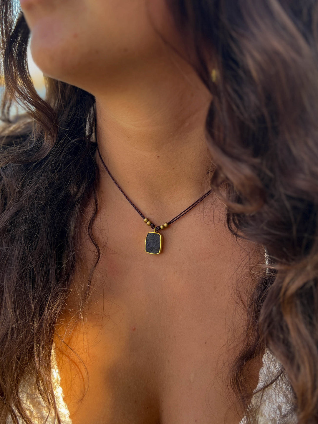 Blue Alchemy - Natuurlijke Labradoriet Ketting, Goldplated