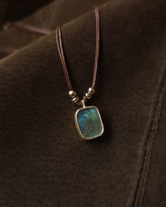 Blue Alchemy - Zilveren Labradoriet Ketting