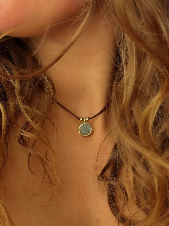 Blue Alchemy Round - Short Labradorite Necklace Macrame